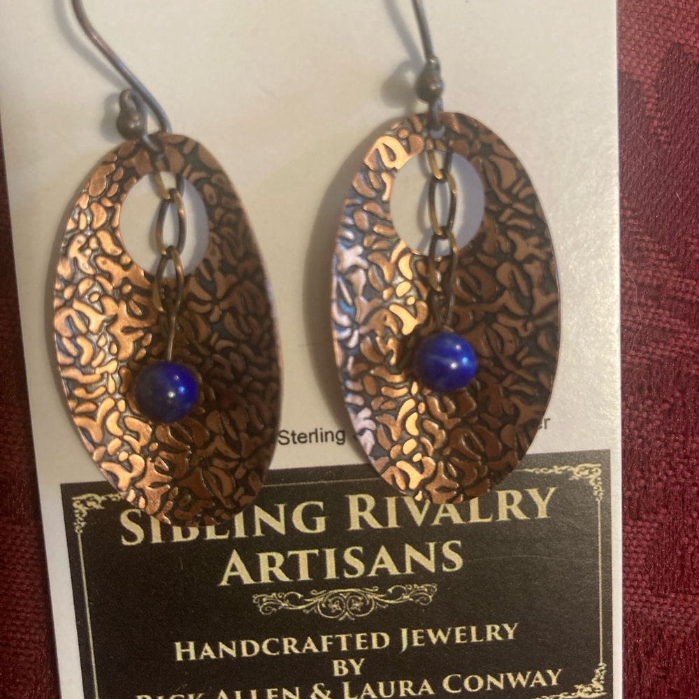 EARRINGS - NEW - Picture 3 of 9